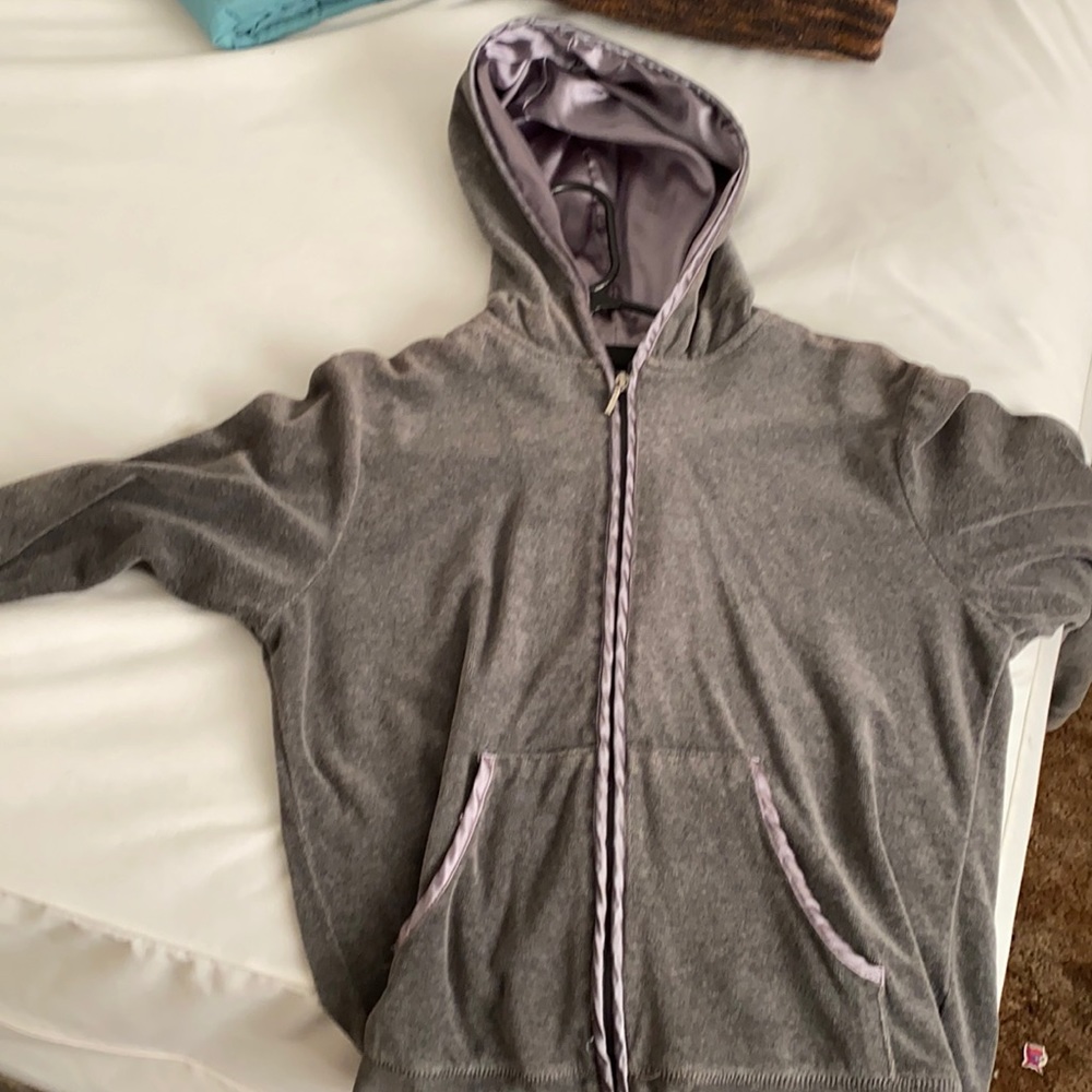 Women’s charcoal gray zip up hoodie Valore With silk hoodie size small